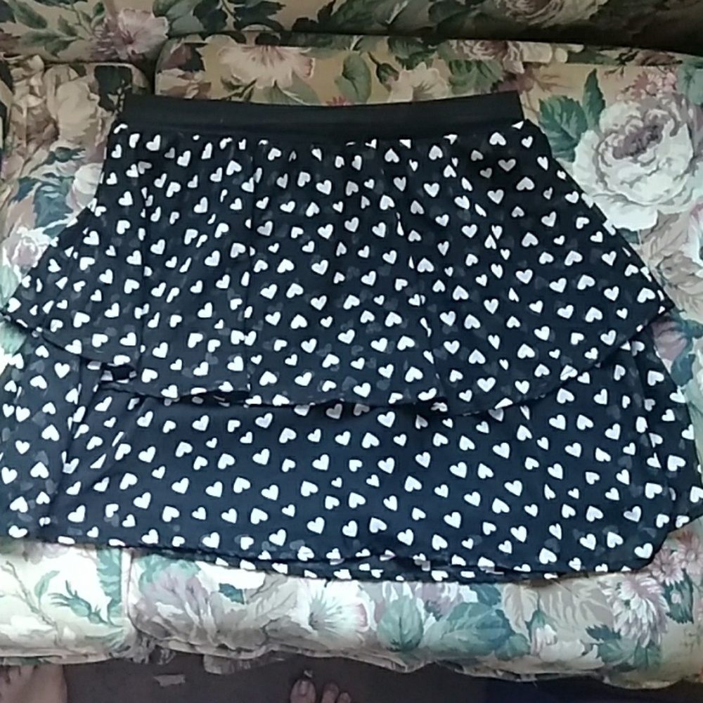 Black heart skirt